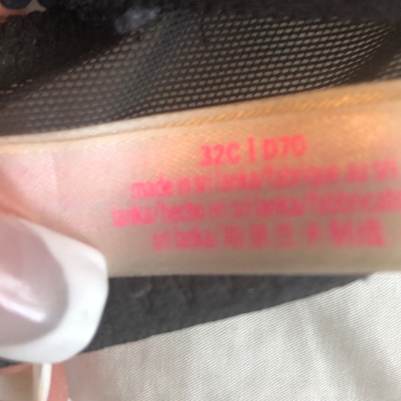 Victoria’s Secret push-up bra - Picture 3 of 4